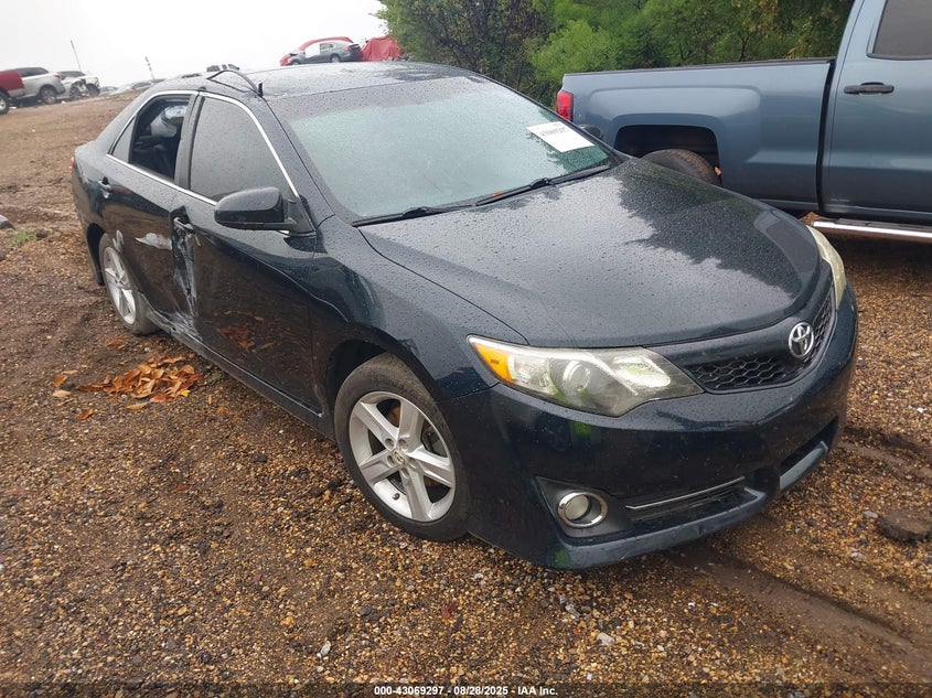 2013 TOYOTA CAMRY SE - 4T1BF1FK4DU647727