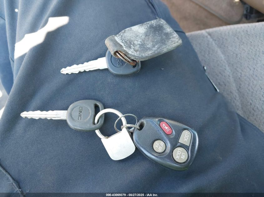 2000 GMC Safari Sl VIN: 1GKDM19W7YB506223 Lot: 43069379