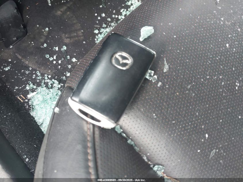 2021 Mazda Cx-30 Premium VIN: 3MVDMBDL3MM305869 Lot: 43069569