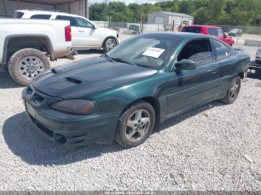 1G2NW12E11M656788 2001 PONTIAC GRAND AM photo no. 2