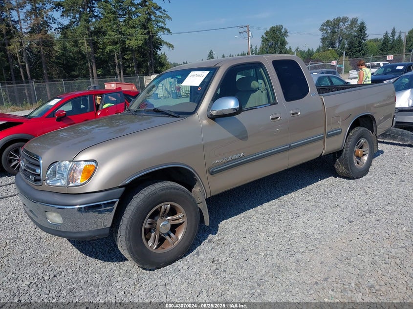 5TBBT44171S126602 2001 TOYOTA TUNDRA photo no. 2