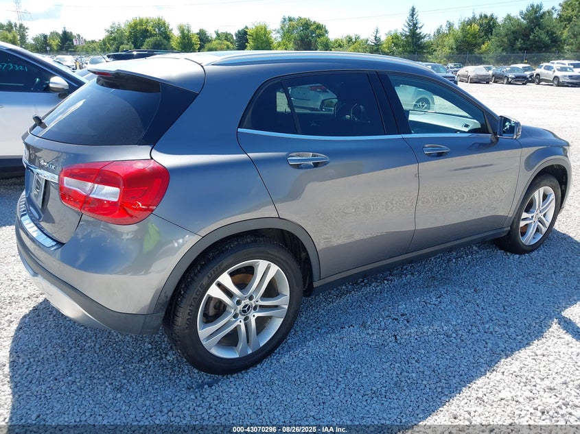 2018 MERCEDES-BENZ GLA 250 4MATIC WDCTG4GB4JJ435763