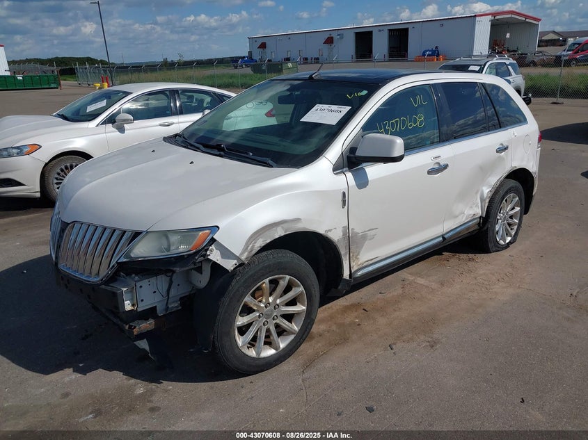 2011 Lincoln Mkx white other gasoline 2LMDJ8JK4BBJ10273 photo #3