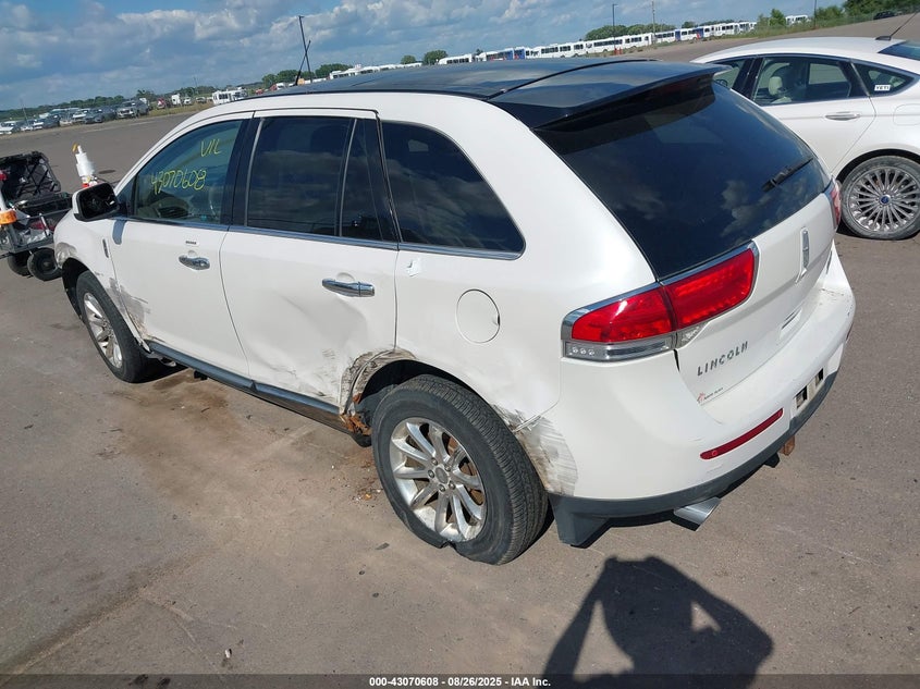 2011 Lincoln Mkx white other gasoline 2LMDJ8JK4BBJ10273 photo #4