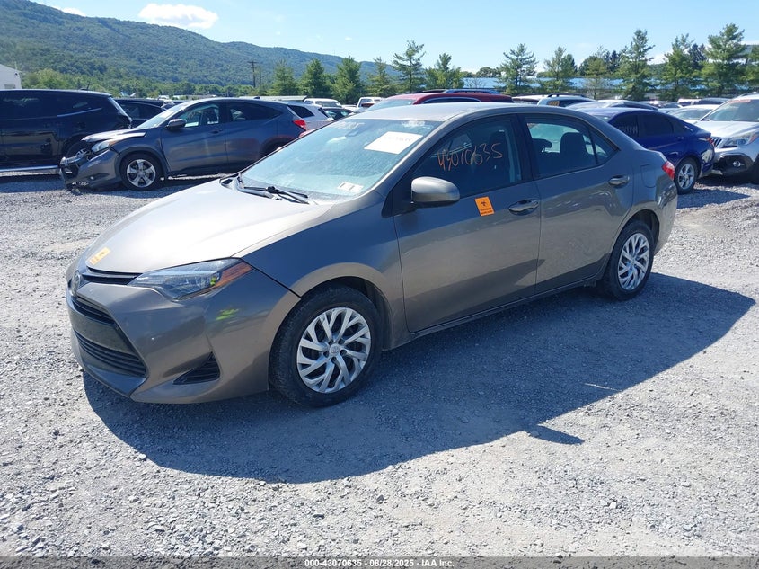 2018 TOYOTA COROLLA LE - 2T1BURHE2JC988844