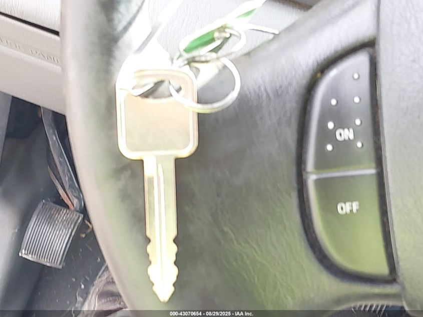 2003 Ford F-250 Lariat/Xl/Xlt VIN: 1FTNW21S63EA37335 Lot: 43070654