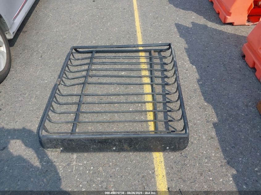 2004 Chevrolet Colorado Ls VIN: 1GCDT196148198049 Lot: 43070738