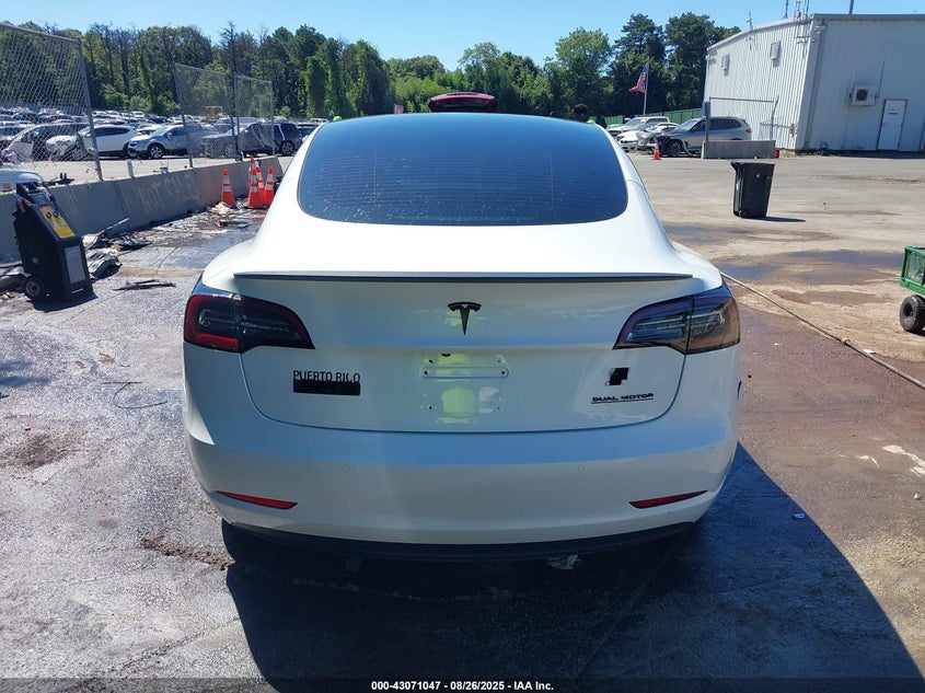 2022 Tesla Model 3 Long Range Dual Motor All-Wheel Drive VIN: 5YJ3E1EBXNF254581 Lot: 43071047