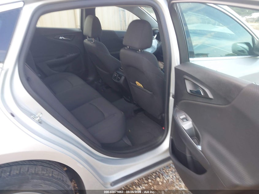 2019 Chevrolet Malibu Lt VIN: 1G1ZD5ST1KF157738 Lot: 43071063