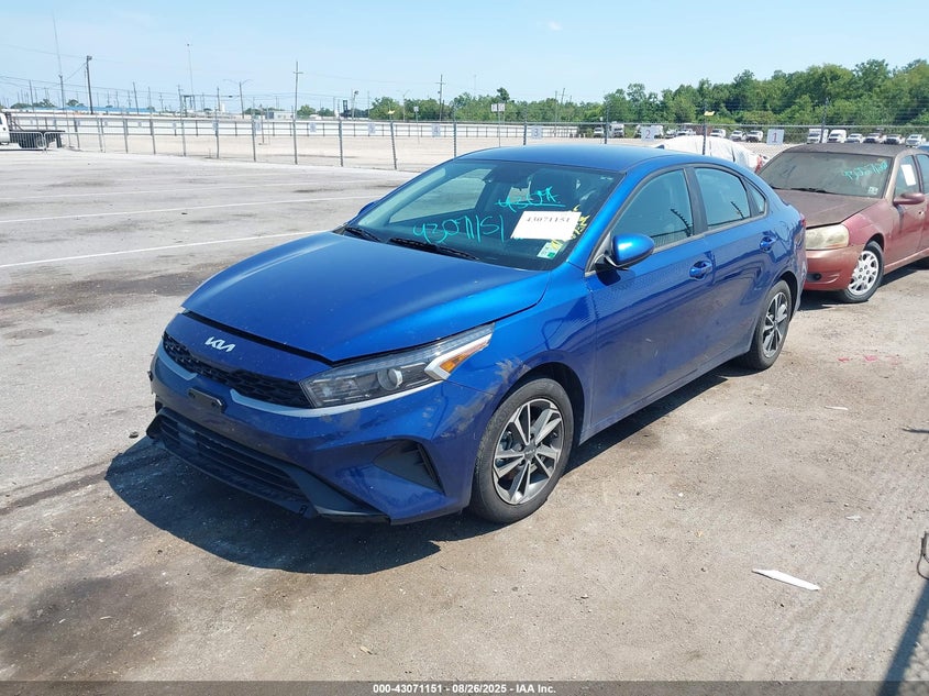 2023 Kia Forte Lxs