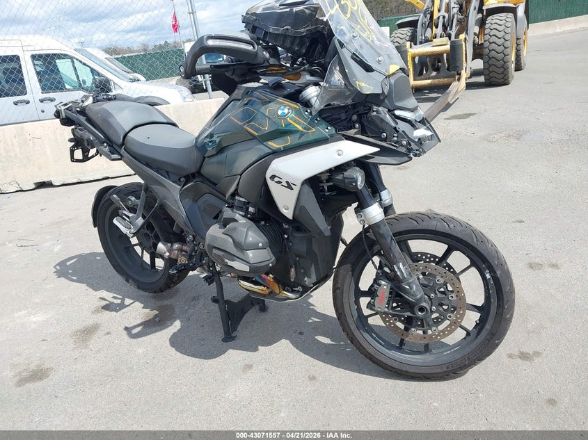 2024 BMW R 1300 auction photo 1