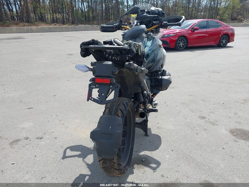 2024 BMW R 1300 auction photo 6