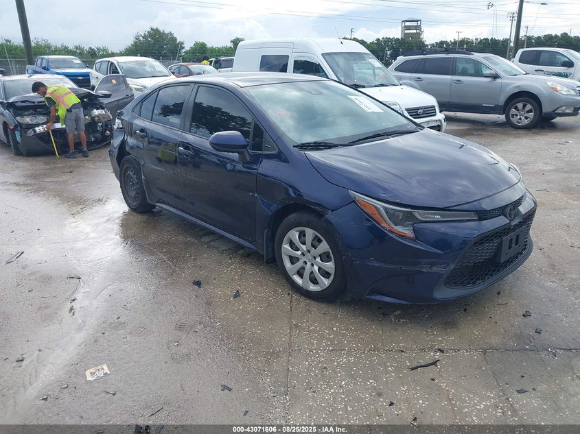 2020 TOYOTA COROLLA LE - JTDEPRAE8LJ067797