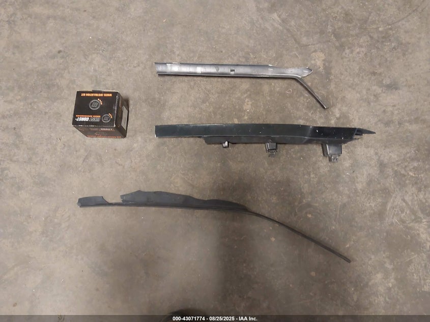 2017 Chevrolet Silverado 1500 2Lt VIN: 3GCUKRECXHG165368 Lot: 43071774