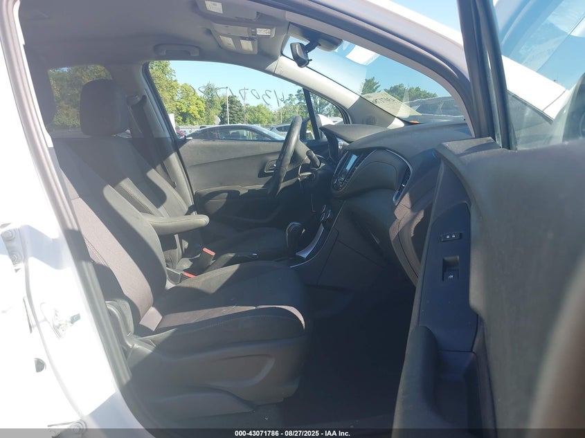 2020 CHEVROLET TRAX FWD LT - 3GNCJLSBXLL227284