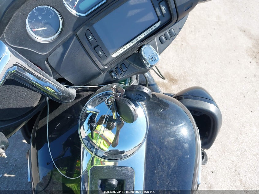 2014 HARLEY-DAVIDSON FLHTCU ULTRA CLASSIC ELECTRA GLD 1HD1FCM17EB676625