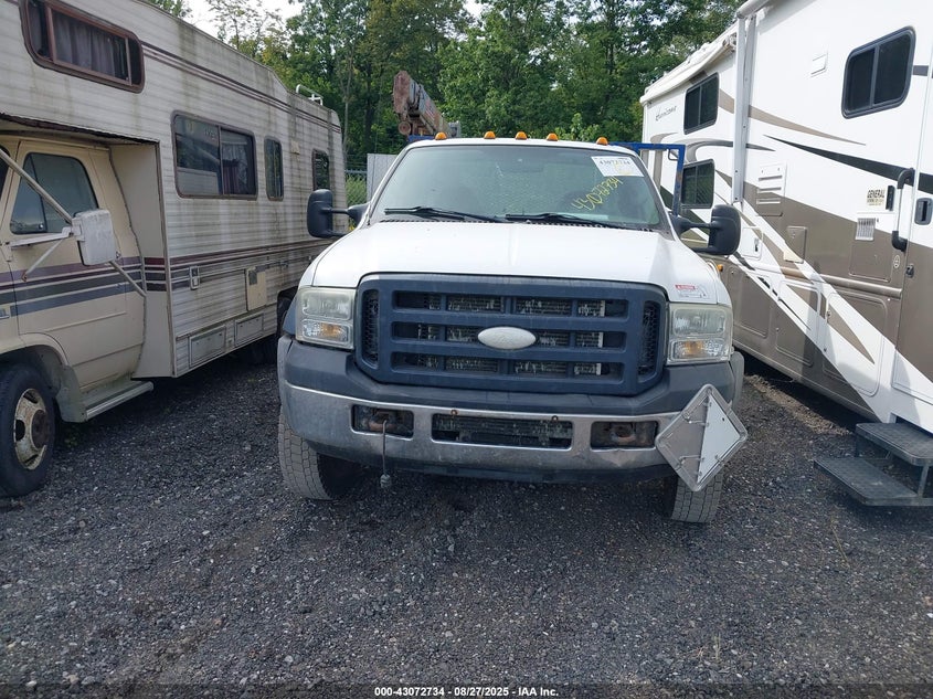 2006 Ford F-550 Chassis Xl/Xlt VIN: 1FDAF57P26EC06107 Lot: 43072734