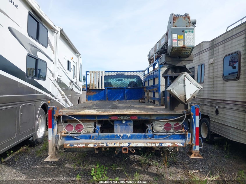 2006 Ford F-550 Chassis Xl/Xlt VIN: 1FDAF57P26EC06107 Lot: 43072734