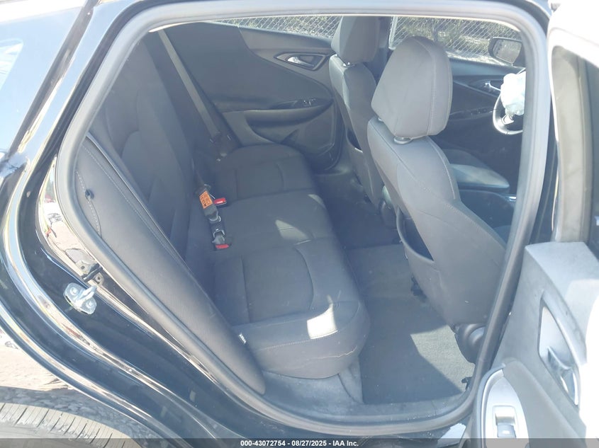 2019 CHEVROLET MALIBU RS - 1G1ZG5ST2KF222099