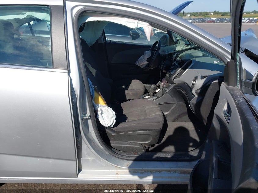 2015 CHEVROLET SONIC LT AUTO - 1G1JC5SB3F4162903