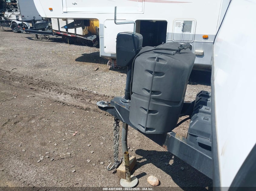 1UJBJ0BM5H1JC0142 2017   photo no. 10