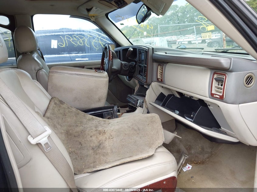 1GYEK63N25R235619 2005 CADILLAC ESCALADE photo no. 5