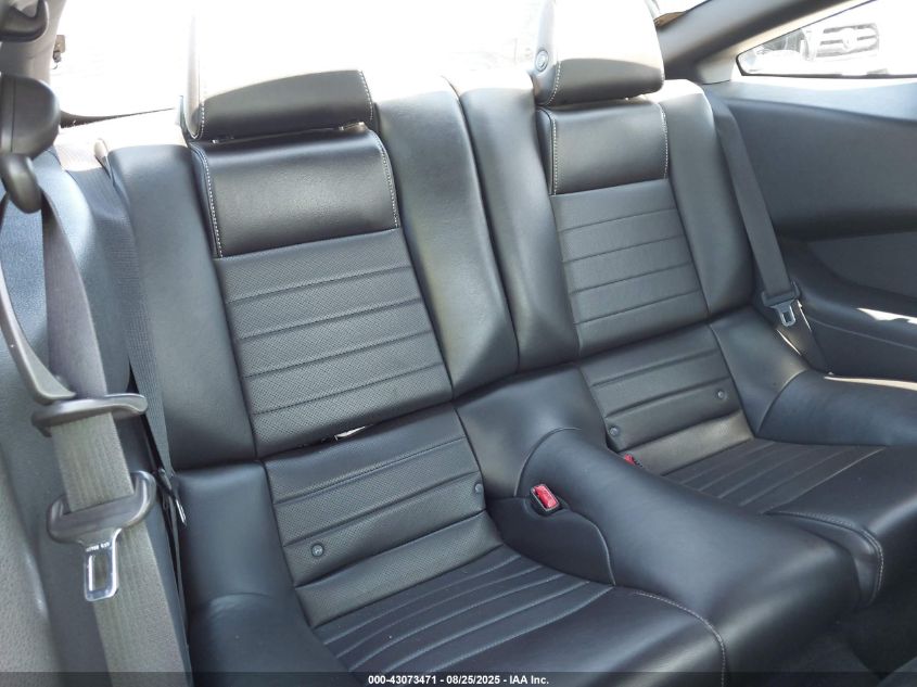 2014 Ford Mustang V6 Premium VIN: 1ZVBP8AM8E5311414 Lot: 43073471