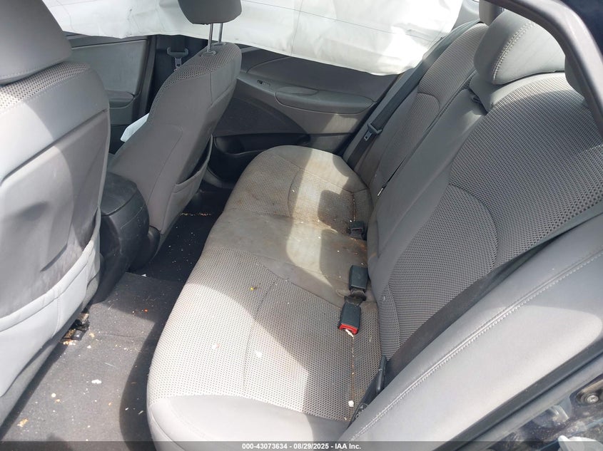 5NPEB4AC4BH178466 2011 HYUNDAI SONATA photo no. 8
