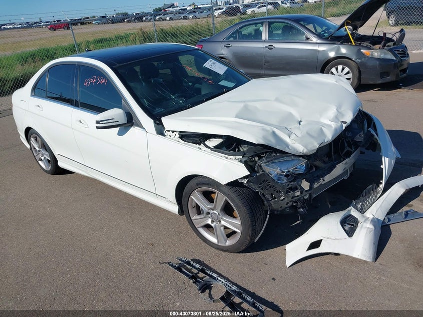 MERCEDES-BENZ C-CLASS LUXURY 4MATIC/SPORT 4MATIC