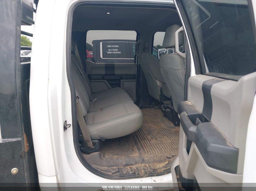 1FT8W4DTXKEE53982 2019 FORD F450 photo no. 5