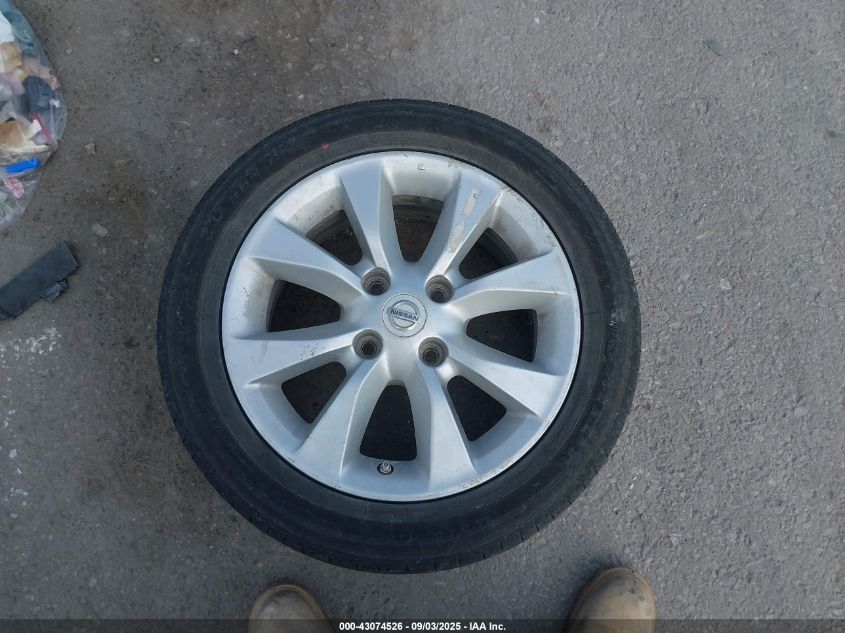 2010 Nissan Sentra 2.0S VIN: 3N1AB6AP1AL674517 Lot: 43074526