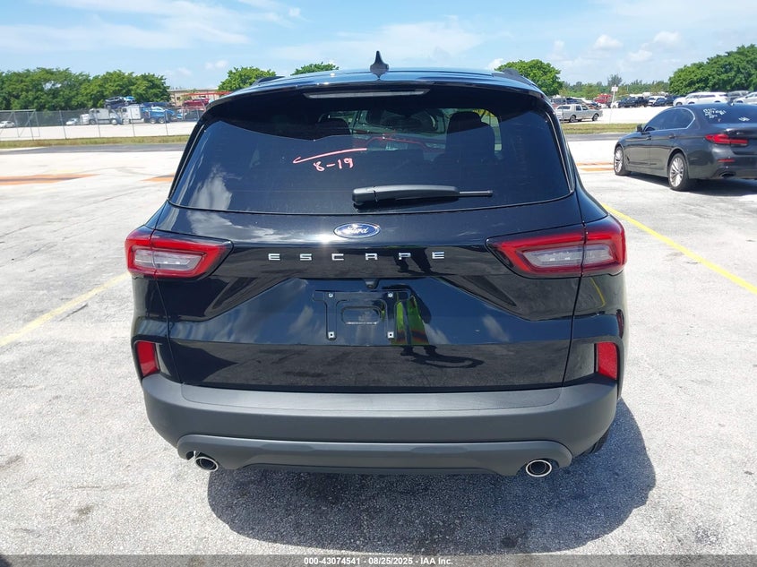 2025 Ford Escape 1.5 St-Line Black Lot 111043074541 Vin 1FMCU0MN6SUB42934