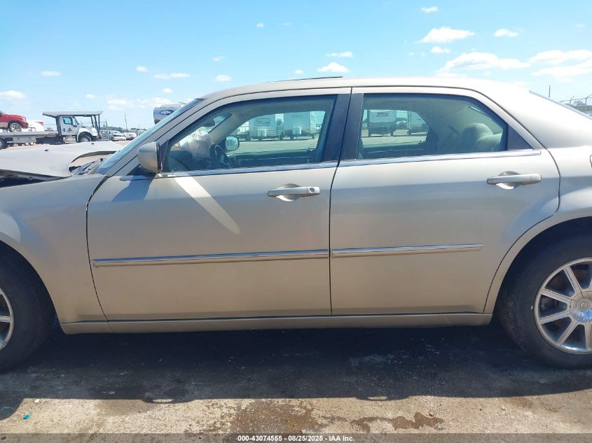 2009 Chrysler 300 Touring/Signature Series VIN: 2C3LK53V99H552038 Lot: 43074555