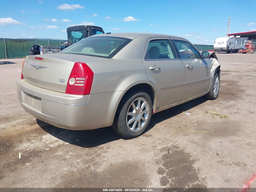 2C3LK53V99H552038 2009 CHRYSLER 300 photo no. 4