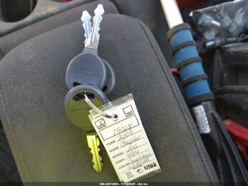 2009 Chrysler 300 Touring/Signature Series VIN: 2C3LK53V99H552038 Lot: 43074555