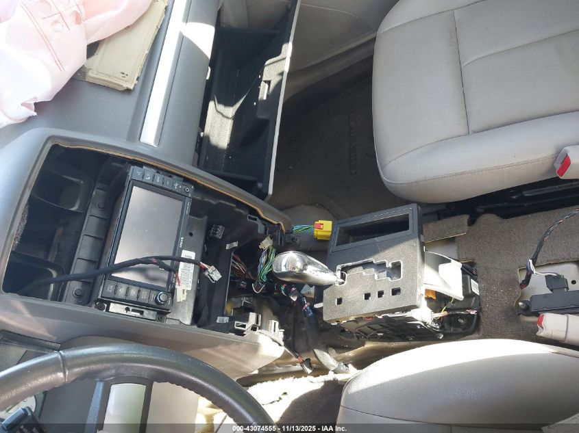 2009 Chrysler 300 Touring/Signature Series VIN: 2C3LK53V99H552038 Lot: 43074555