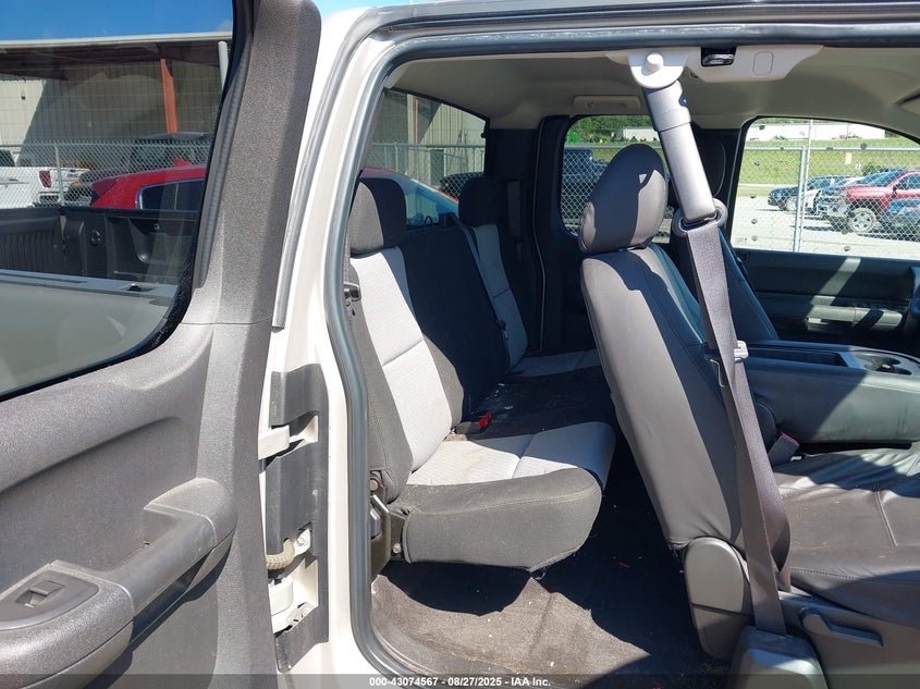 2009 Chevrolet Silverado 1500 Ls VIN: 1GCEK19C79Z267213 Lot: 43074567