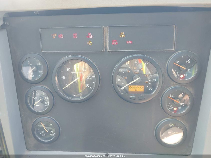 2005 International Bus VIN: 2M93JMDA85W062746 Lot: 43074600