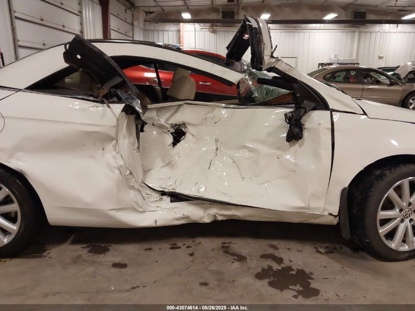 2009 Volkswagen Eos Komfort VIN: WVWBA71F09V020525 Lot: 43074614