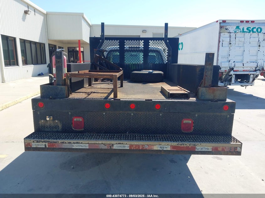 2015 Ford F-350 Chassis Xl VIN: 1FDRF3G62FEB33447 Lot: 43074773