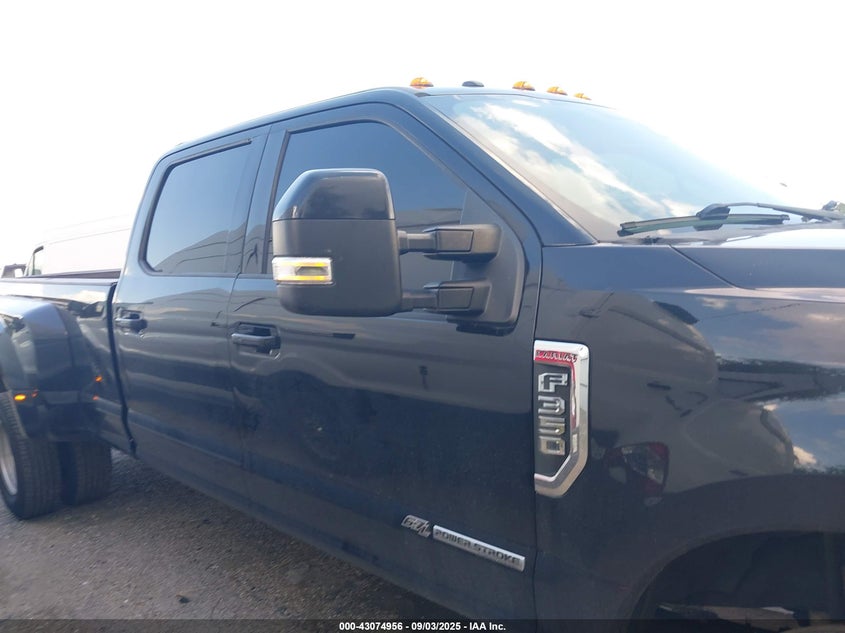 2017 Ford F-350 Lariat VIN: 1FT8W3DT2HEB34269 Lot: 43074956