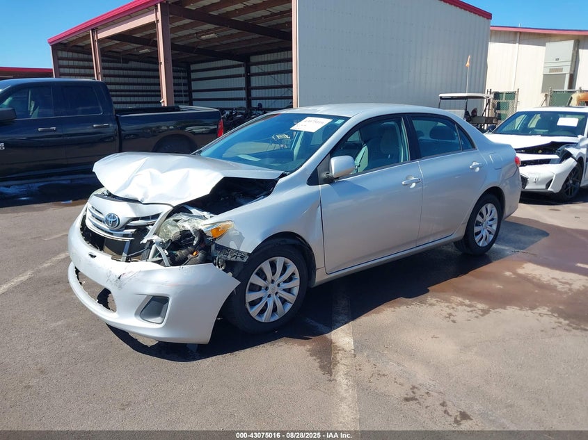 2013 TOYOTA COROLLA LE/LE SPECIAL EDITION - 2T1BU4EE0DC995447