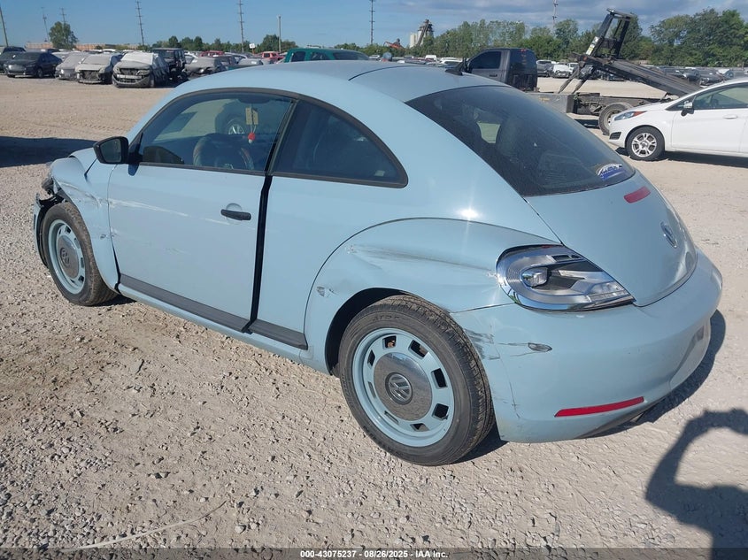 2015 VOLKSWAGEN BEETLE 1.8T FLEET EDITION - 3VWF17AT1FM645428