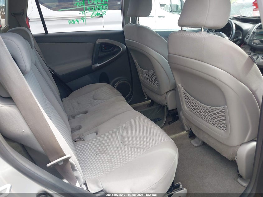 2007 Toyota Rav4 Limited VIN: JTMBD31V576031647 Lot: 43076512