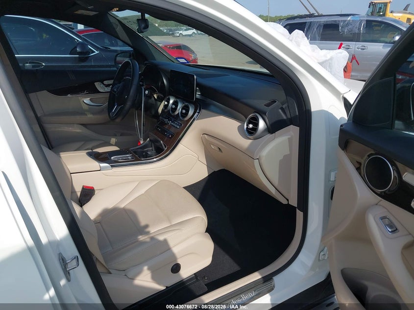 2022 MERCEDES-BENZ GLC 300 4MATIC COUPE - W1N0J8EB8NG018694