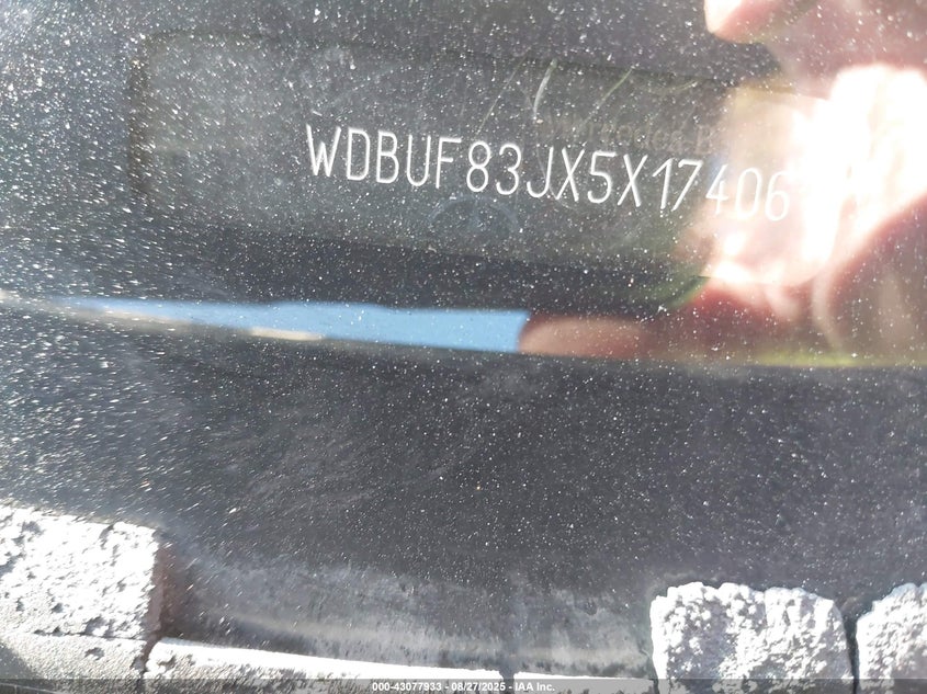 WDBUF83JX5X174061 2005 MERCEDES-BENZ E-KLASSE photo no. 11