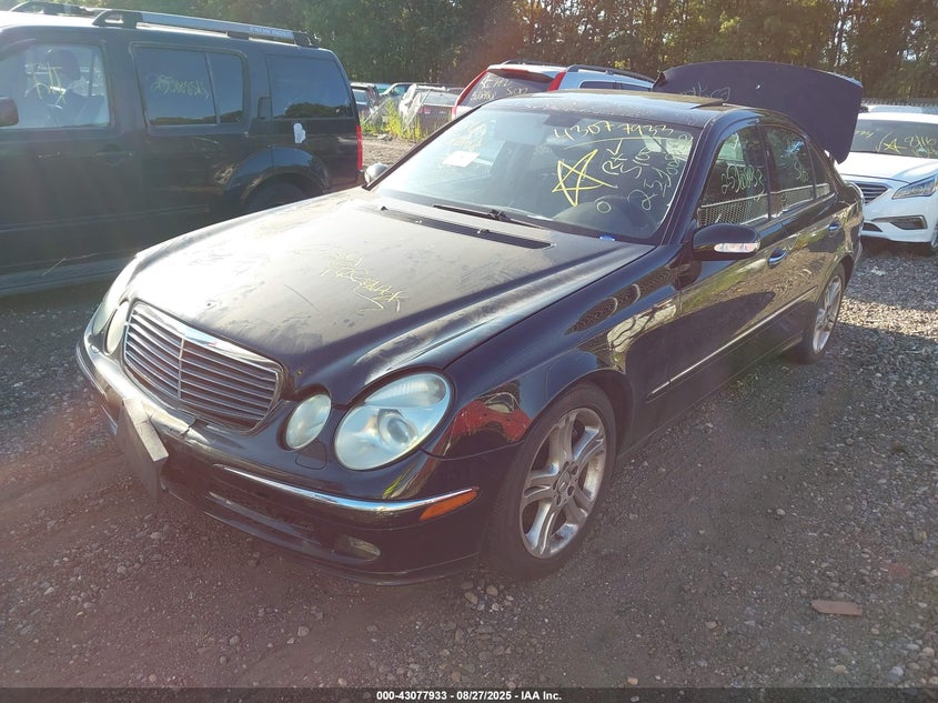 WDBUF83JX5X174061 2005 MERCEDES-BENZ E-KLASSE photo no. 2