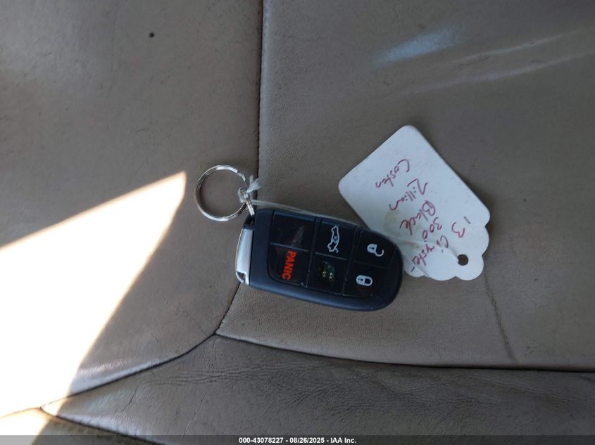 2014 Chrysler 300 VIN: 2C3CCAAG2E8165061 Lot: 43078227