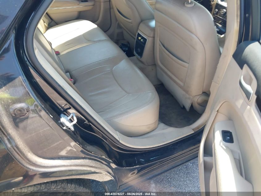 2014 Chrysler 300 VIN: 2C3CCAAG2E8165061 Lot: 43078227