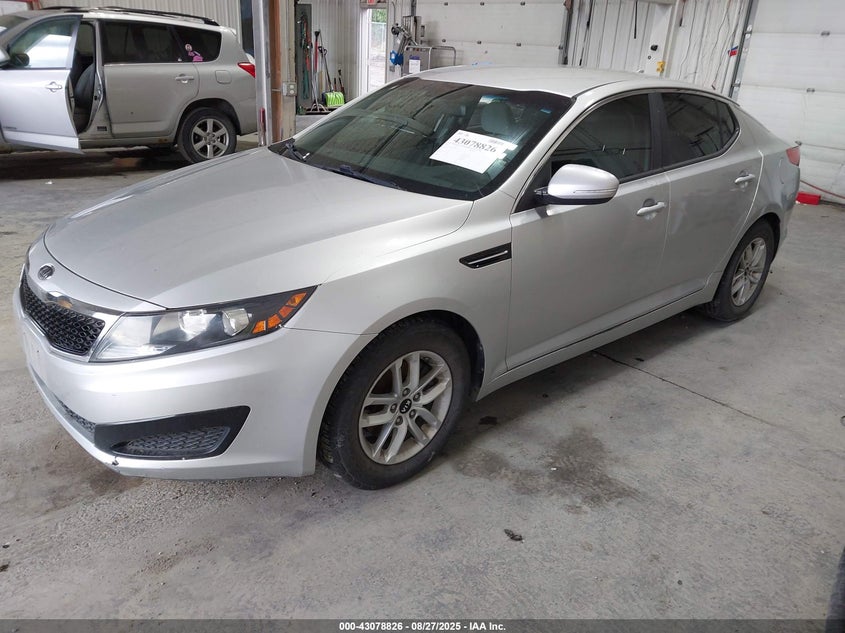 Vin: knagm4a70b5177964, lot: 43573078, kia optima lx 20112